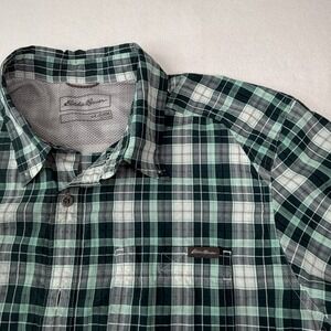 Eddie Bauer L Men's Classic Shortsleeve Button Down Outdoor Active Quick dry